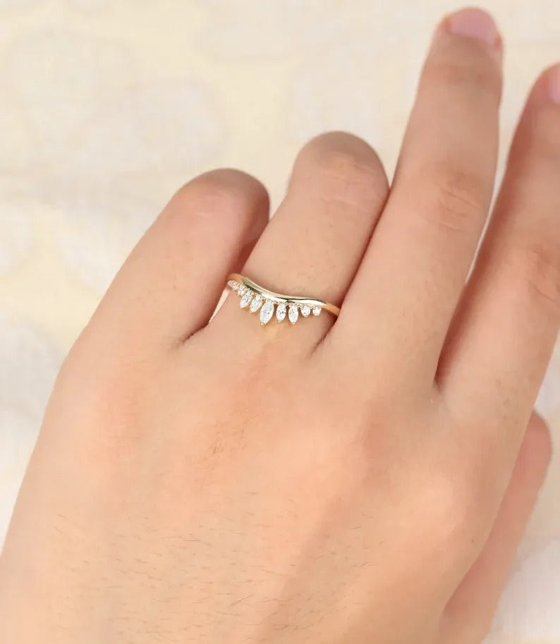 0.31 Ct Lab Grown Marquise & Round Diamond 14k White Gold E-F Color VVS1 VS1 IGI Certified Single Band