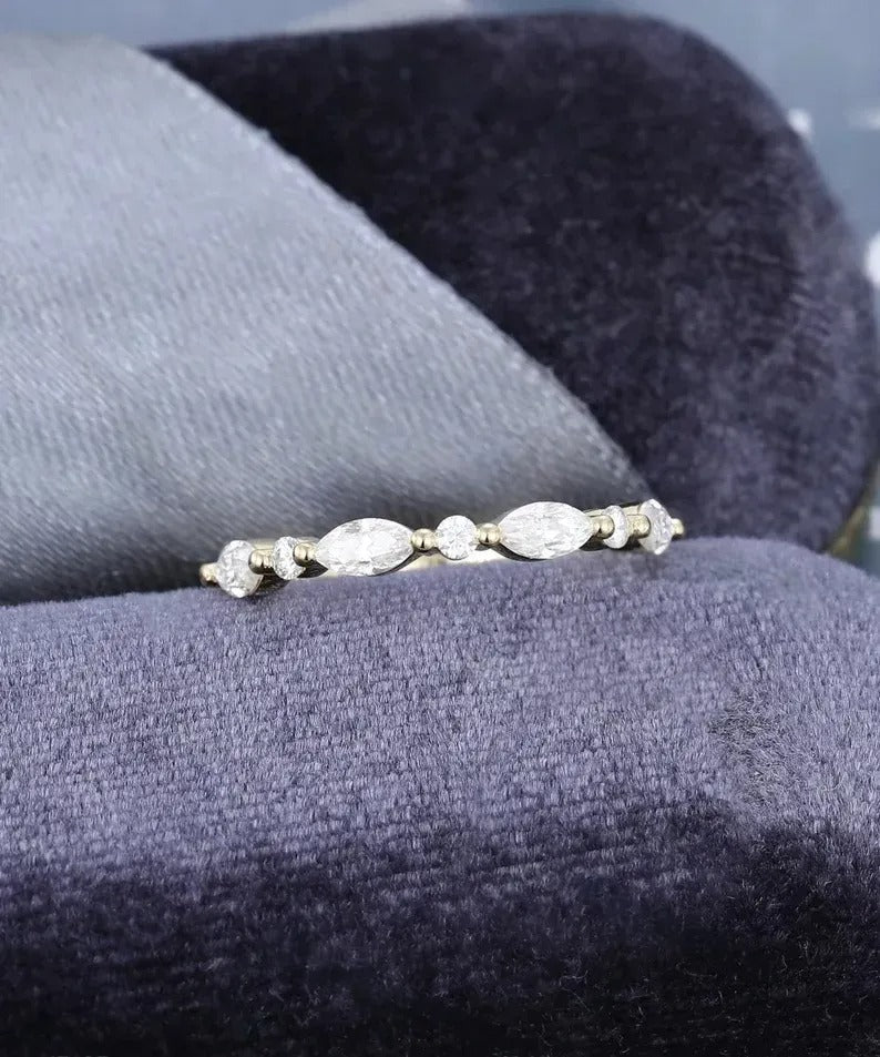 0.50 Ct Lab Grown Marquise & Round Diamond 14k Yellow Gold E-F Color VVS1 VS1 IGI Certified Lovely Single Band