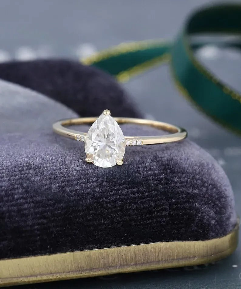 1.27 Ct Lab Grown Pear Diamond 14k Yellow Gold Ring E-F Color VVS1 VS1 IGI Certified Best Collection Jewelry
