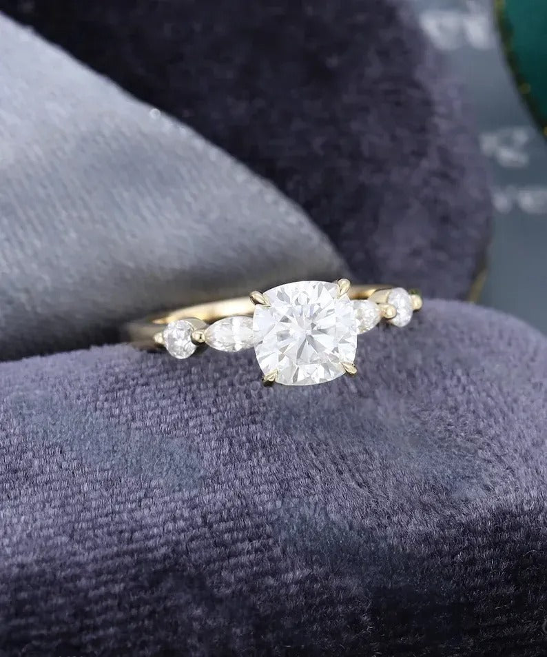 1.20 Ct Lab Grown Cushion Diamond 14k Yellow Gold Ring E-F Color VVS1 VS1 VS1 IGI Certified Jewelry