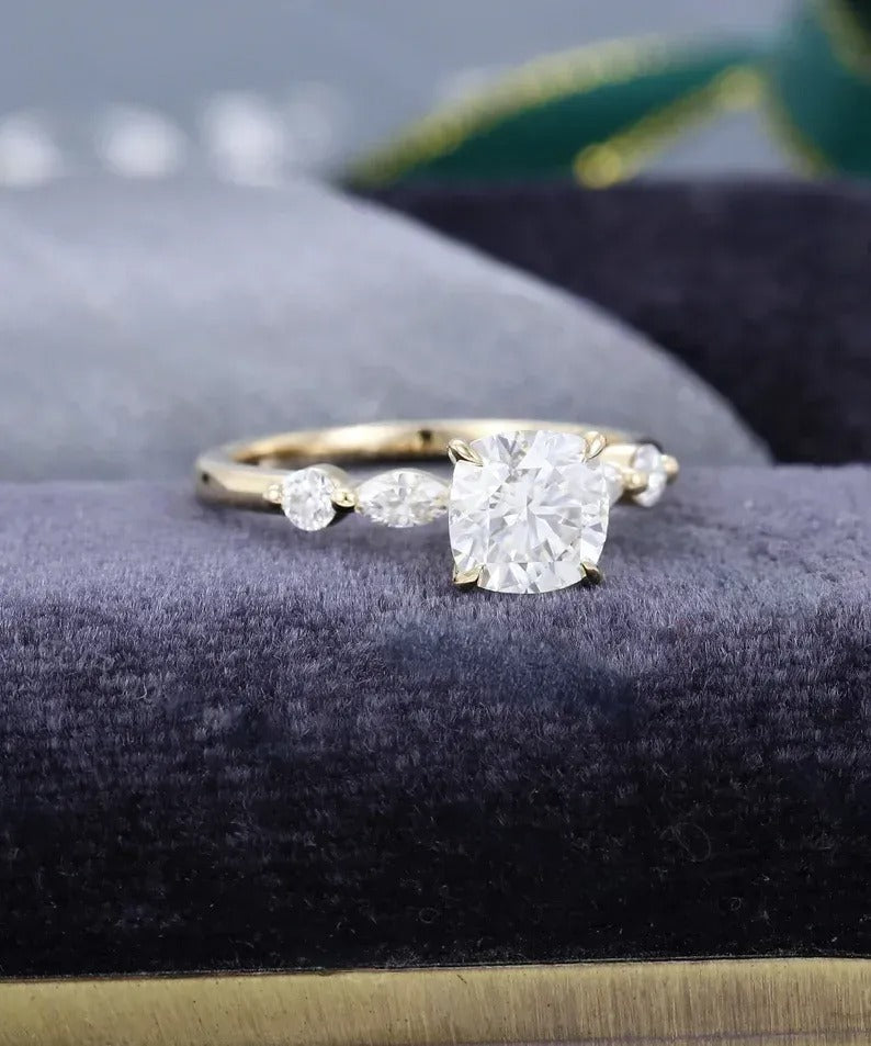 1.20 Ct Lab Grown Cushion Diamond 14k Yellow Gold Ring E-F Color VVS1 VS1 VS1 IGI Certified Jewelry