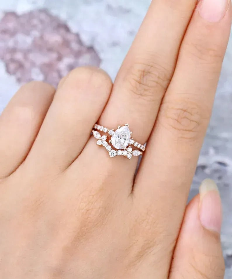 1.76 Ct Lab Grown Pear Diamond 14k Rose Gold E-F Color VVS1 VS1 IGI Certified Ring With Bend