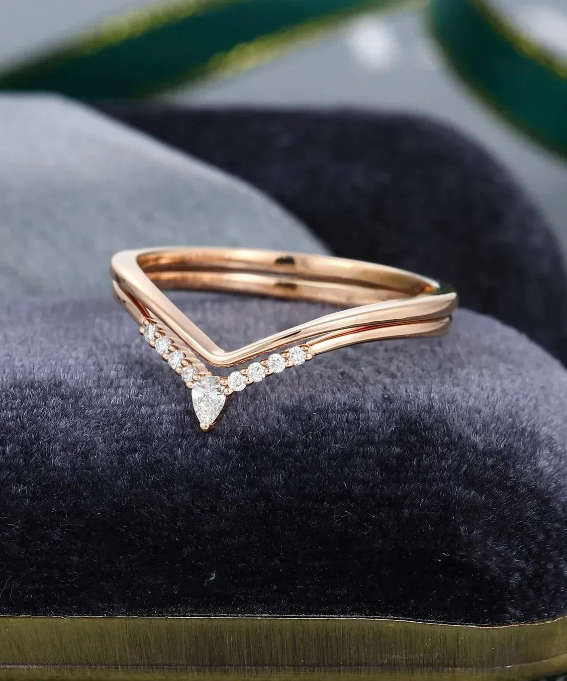 0.21 Ct Lab Grown Round & Pear Diamond 14k Rose Gold E-F Color VVS1 VS1 IGI Certified Double Band