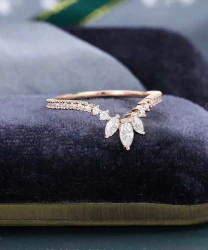 0.45 Ct Lab Grown Marquise & Round Diamond 14k Rose Gold E-F Color VVS1 VS1 IGI Certified Single Band