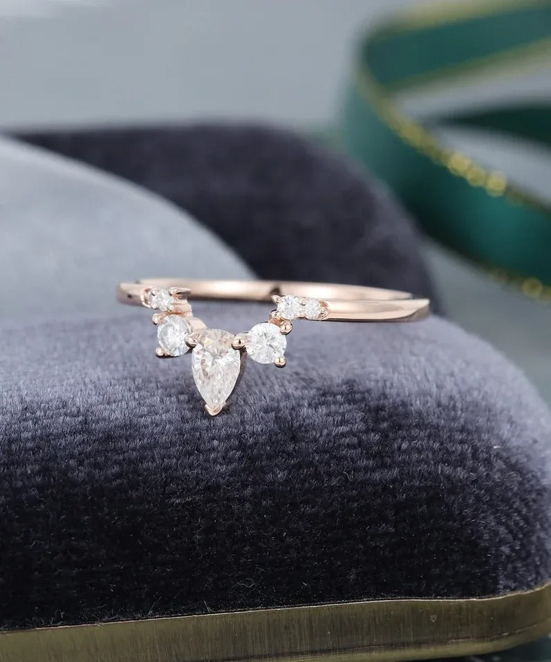 0.40 Ct Lab Grown Round & Pear Diamond 14k Rose Gold E-F Color VVS1 VS1 IGI Certified Single Band