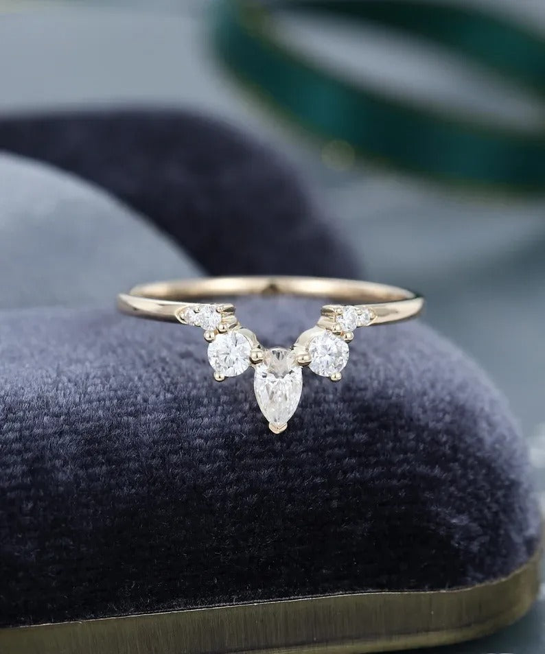 0.40 Ct Lab Grown Round & Pear Diamond 14k Rose Gold E-F Color VVS1 VS1 IGI Certified Single Band