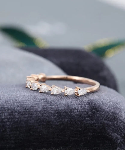 0.46 Ct Lab Grown Pear Diamond 14k Rose Gold E-F Color VVS1 VS1 IGI Certified Single Band