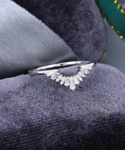 0.45 Ct Lab Grown Round & Baguette Diamond 14k White Gold E-F Color VVS1 VS1 IGI Certified Single Band