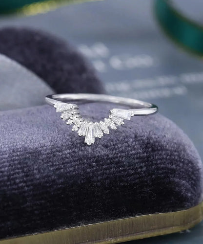 0.45 Ct Lab Grown Round & Baguette Diamond 14k White Gold E-F Color VVS1 VS1 IGI Certified Single Band