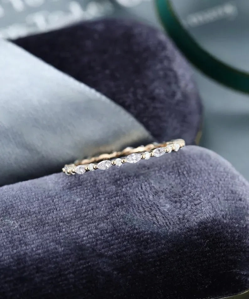 0.50 Ct Lab Grown Diamond 14k Rose Gold E-F Color VVS1 VS1 IGI Certified Single Band