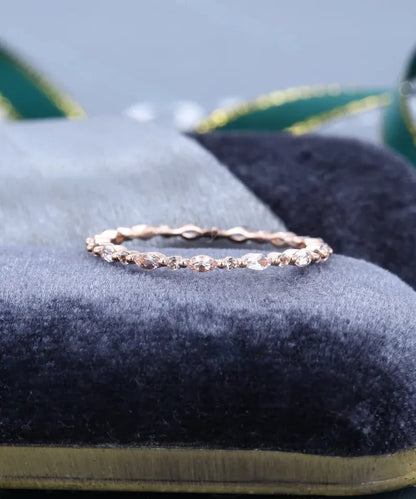 0.50 Ct Lab Grown Diamond 14k Rose Gold E-F Color VVS1 VS1 IGI Certified Classic Single Band